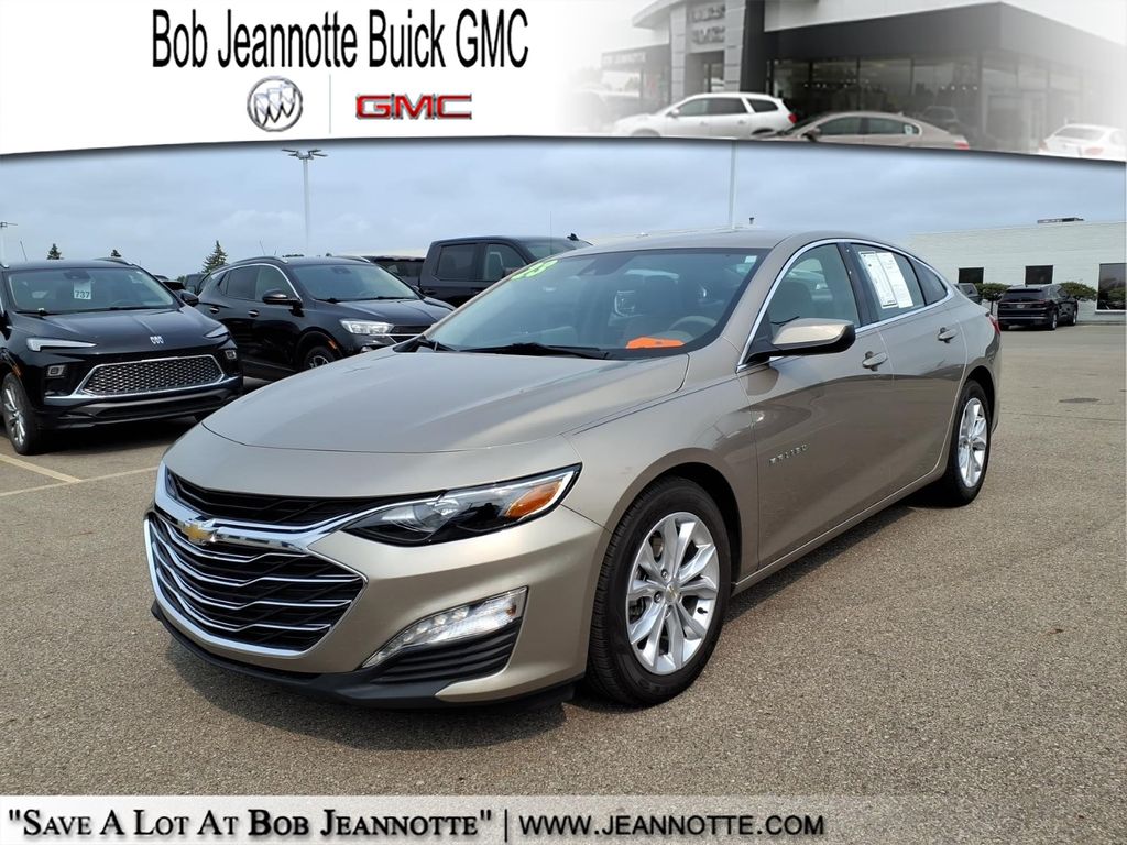 Mineral Gray Metallic 2023 Chevrolet Malibu Sedan Front-Wheel Drive Continuously Variable Transmission