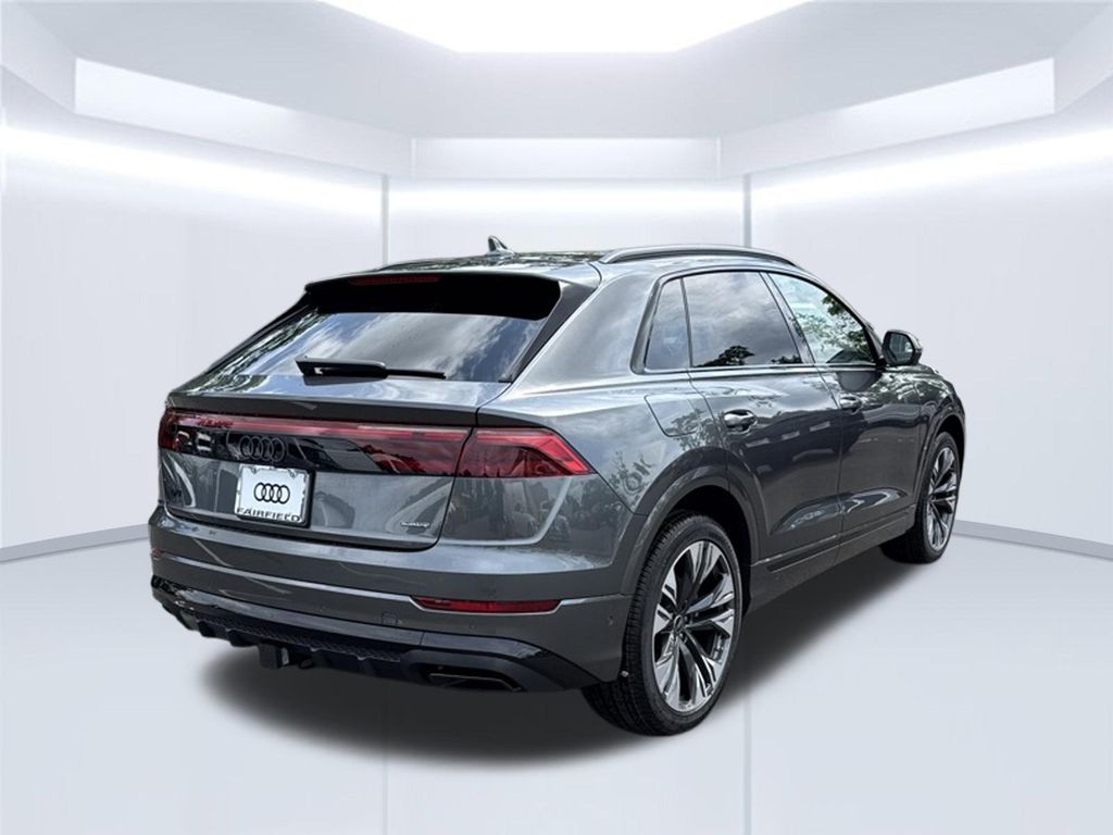 Thumbnail: 2027 Audi Q8 - 5