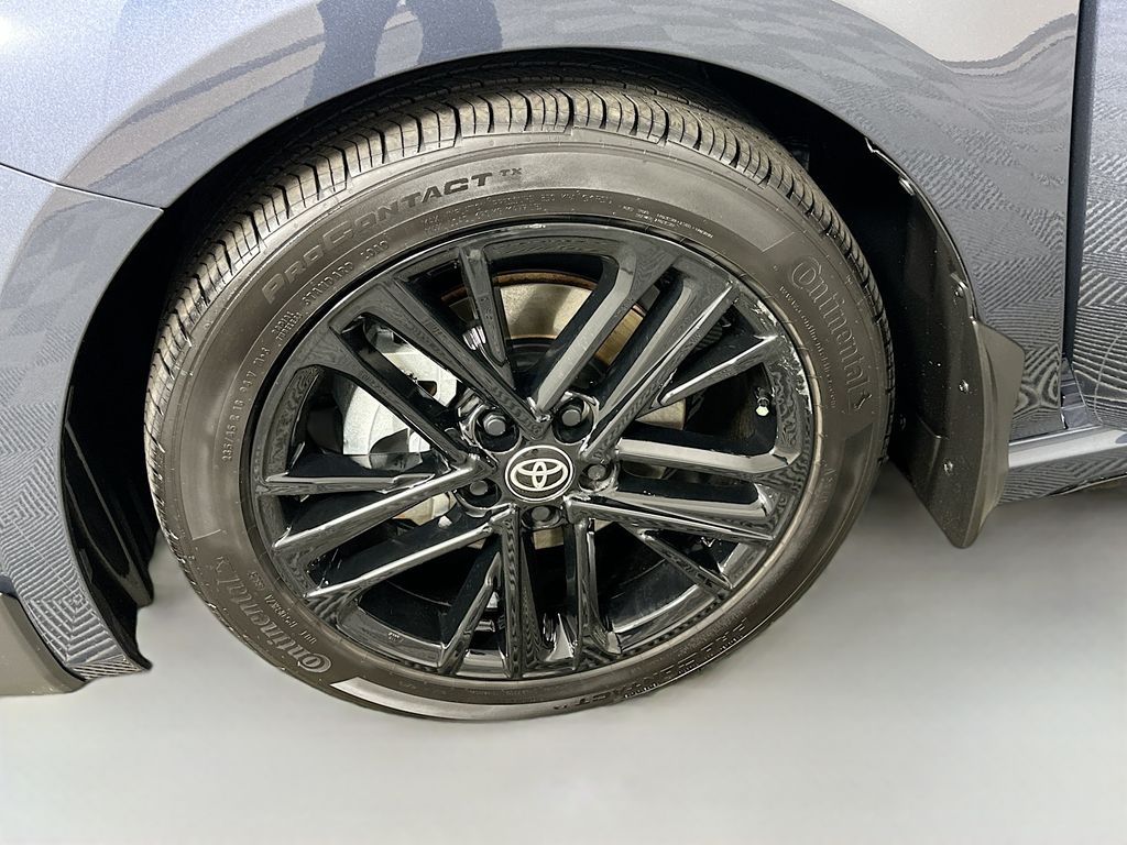 Thumbnail: 2026 Toyota Camry - 31