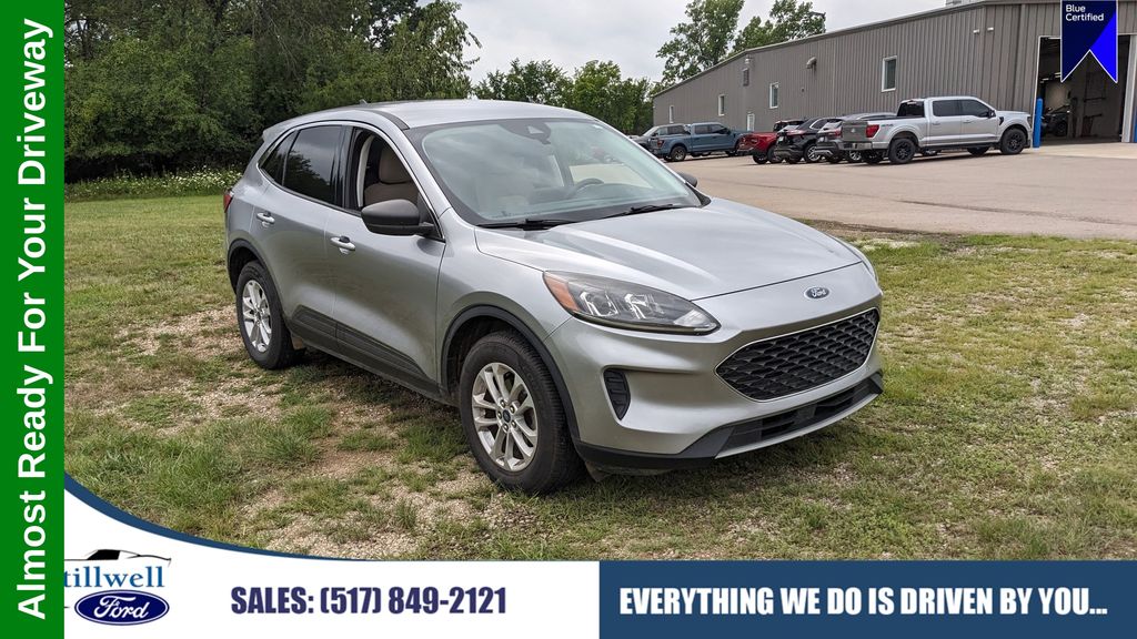 Iconic Silver Metallic 2022 Ford Escape SUV / Crossover All-Wheel Drive 8-Speed Automatic