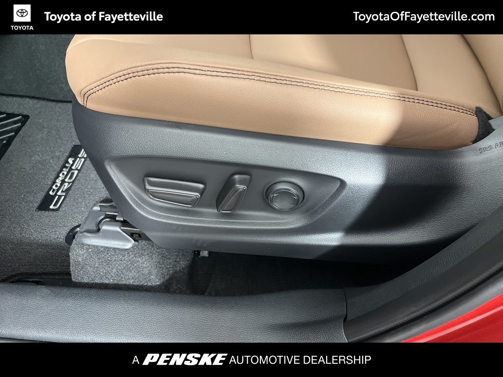 Thumbnail: 2026 Toyota Corolla Cross - 25