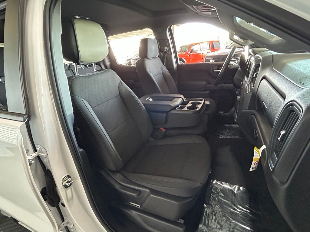 Used 2025 Summit White Chevrolet Custom image 16
