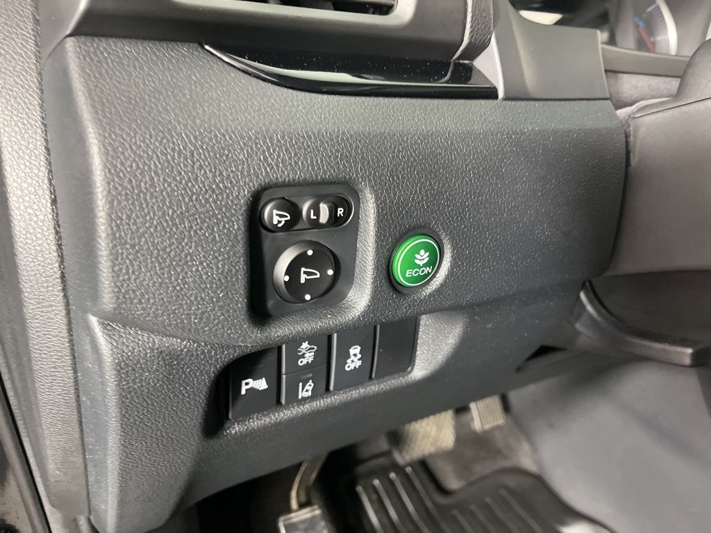 Thumbnail: 2020 Honda Pilot - 32