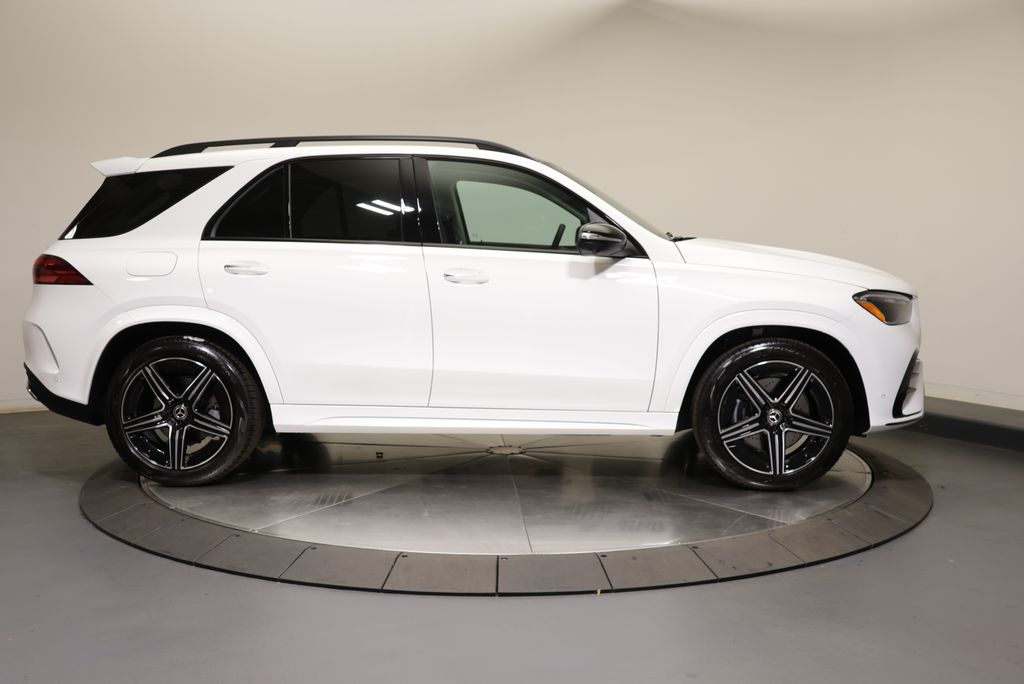 Thumbnail: 2026 Mercedes-Benz GLE - 8