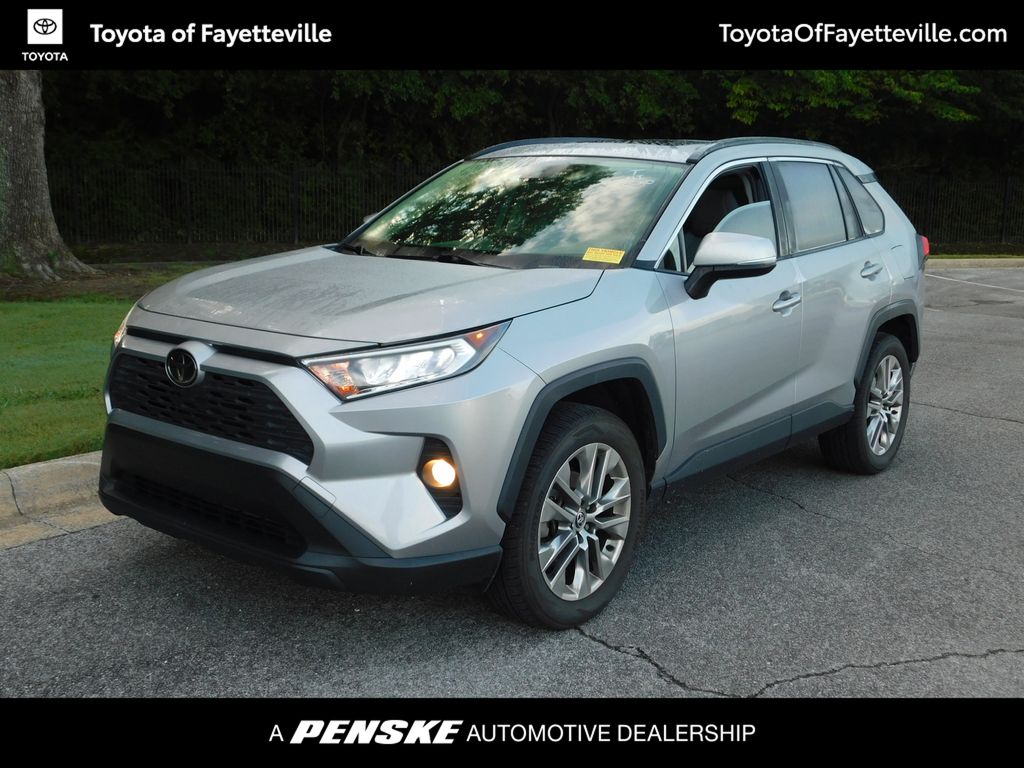 Thumbnail: 2020 Toyota RAV4 - 1