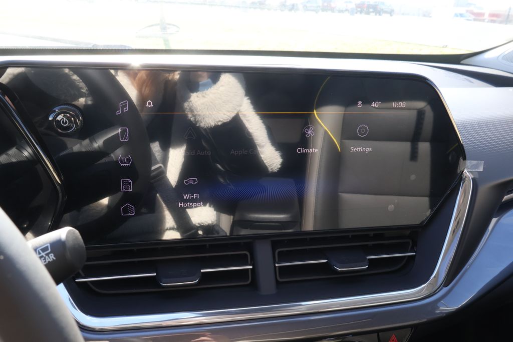 Thumbnail: 2026 Chevrolet Trax - 26