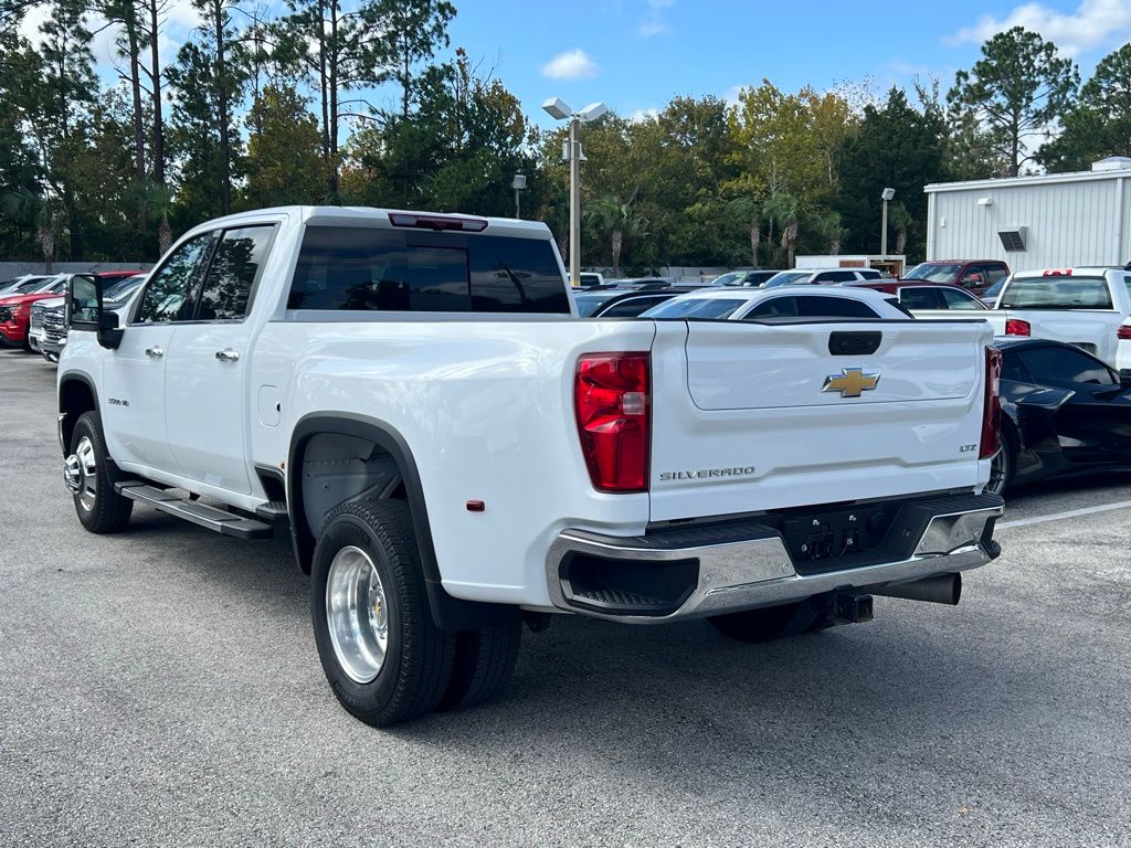 2024 Chevrolet Silverado 3500HD LTZ 4