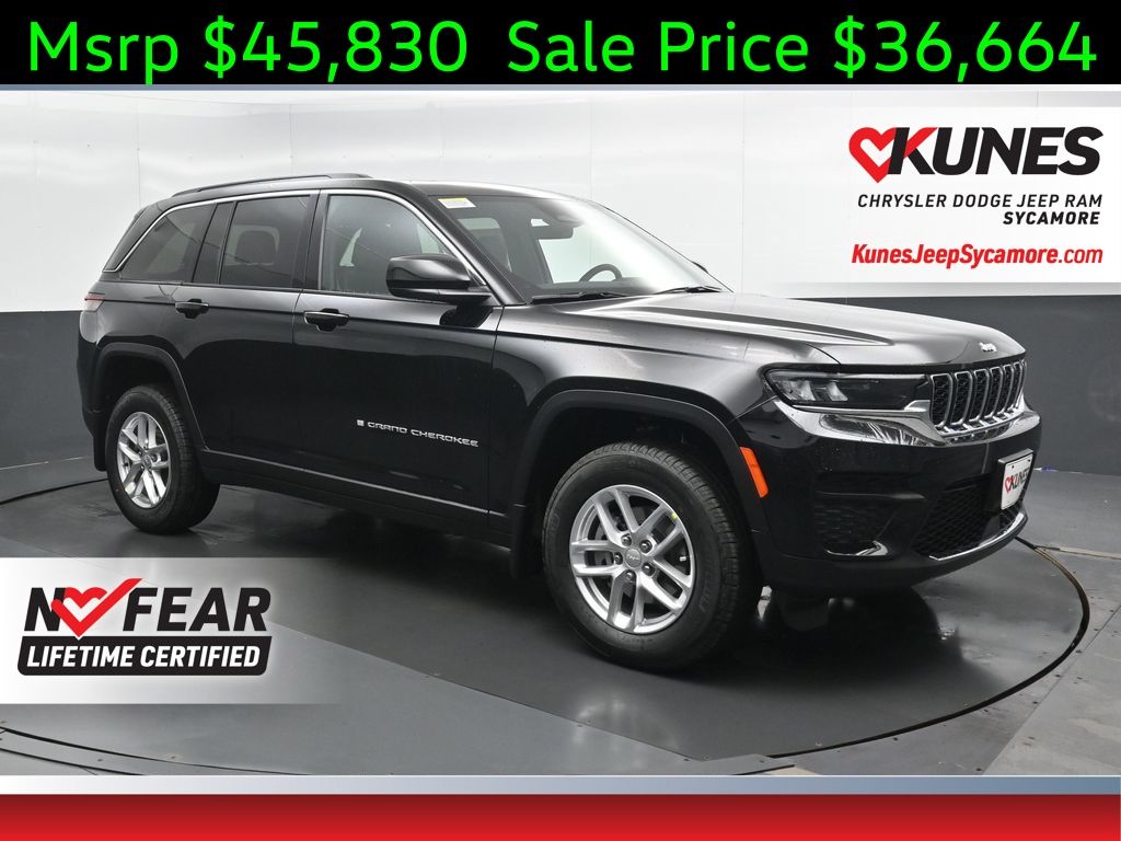 Diamond Black Crystal Pearlcoat 2026 Jeep Grand Cherokee SUV / Crossover Four-Wheel Drive 8-Speed Automatic