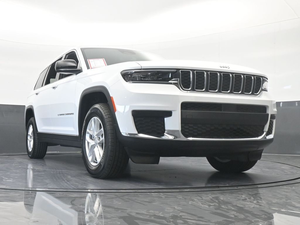 Used 2024 Bright White Clearcoat Jeep Laredo image 60
