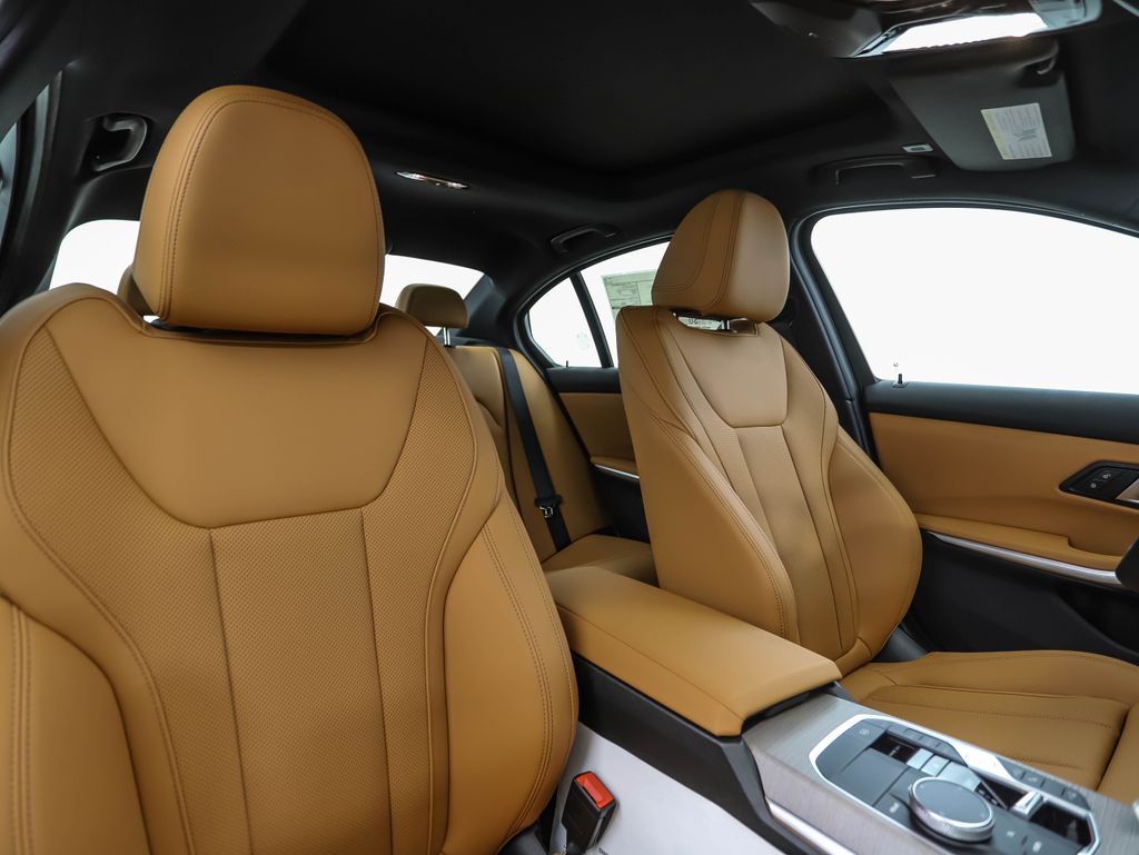 Thumbnail: 2026 BMW 3 Series - 32