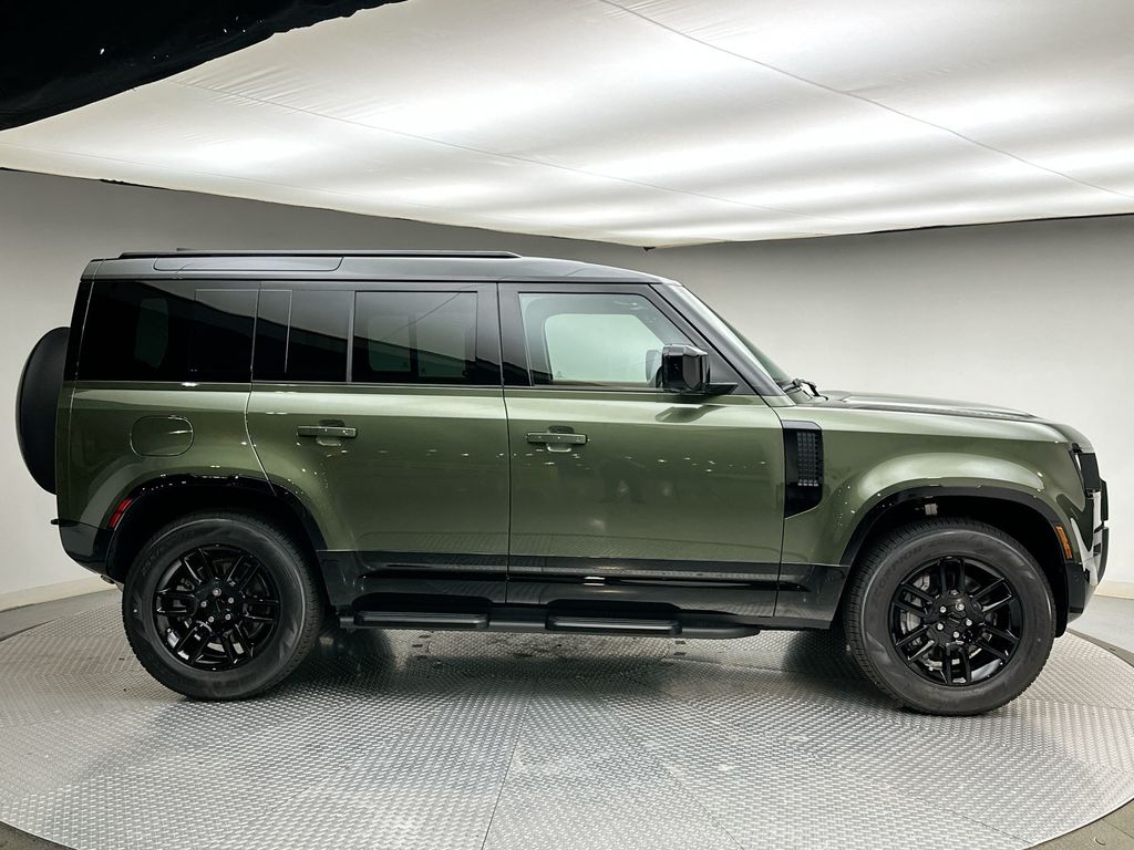 Thumbnail: 2026 Land Rover Defender - 12