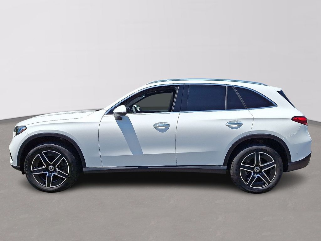 Thumbnail: 2026 Mercedes-Benz GLC - 7