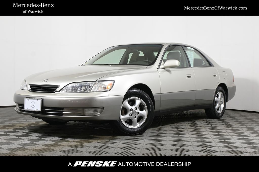 1998 Lexus ES 300 -
                  Warwick, RI