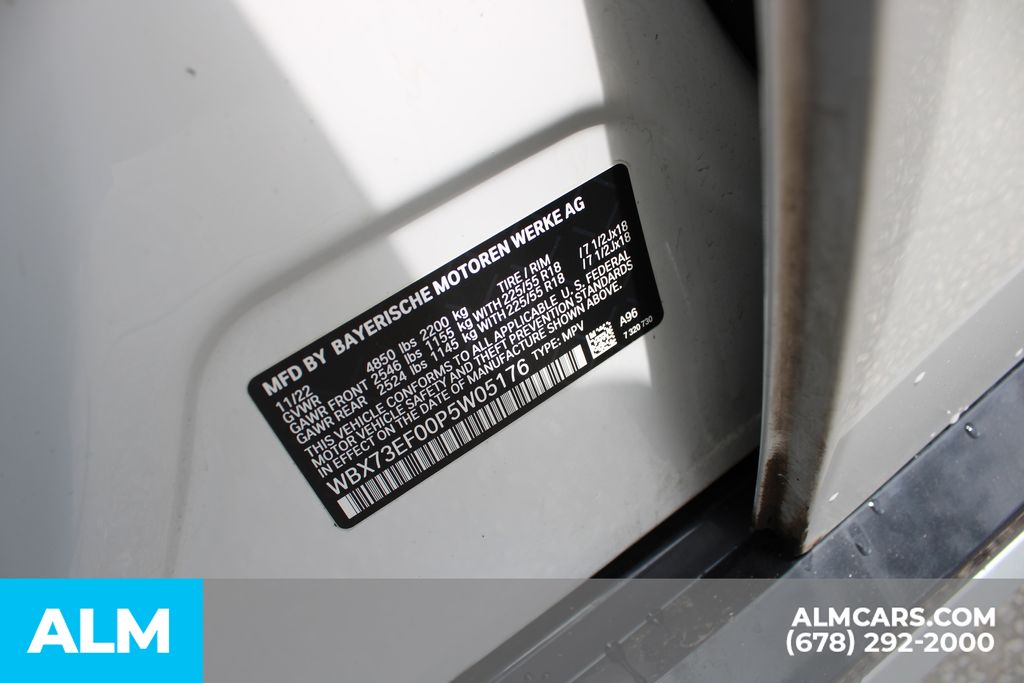 Used 2023 White BMW xDrive28i image 39