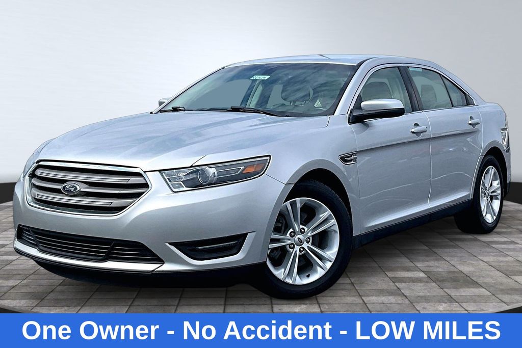 Ingot Silver 2015 Ford Taurus Sedan Front-Wheel Drive 6-Speed Automatic