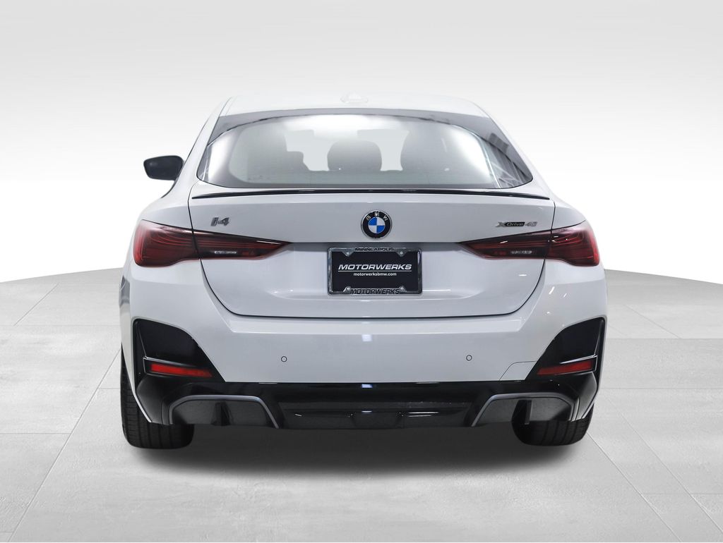 Thumbnail: 2026 BMW i4 - 4