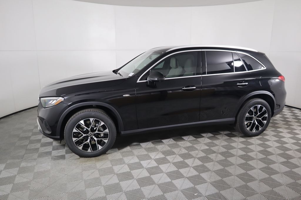 2025 Mercedes-Benz GLC 350 8