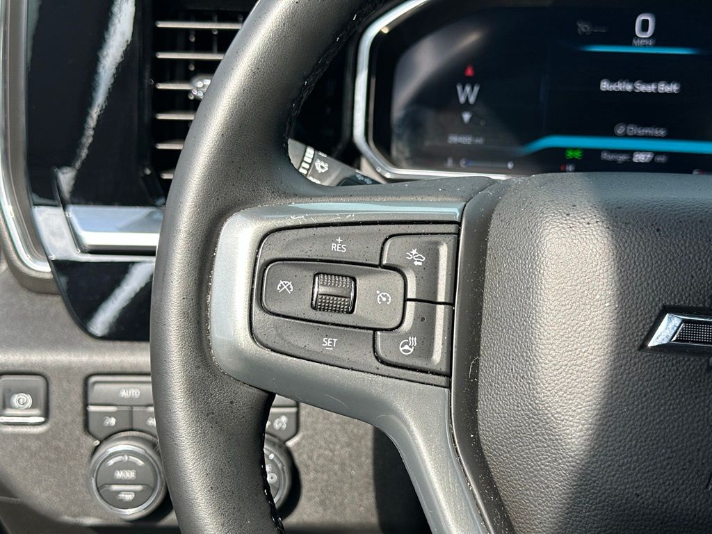 Photo 3 of 2026 Chevrolet Silverado 1500 RST