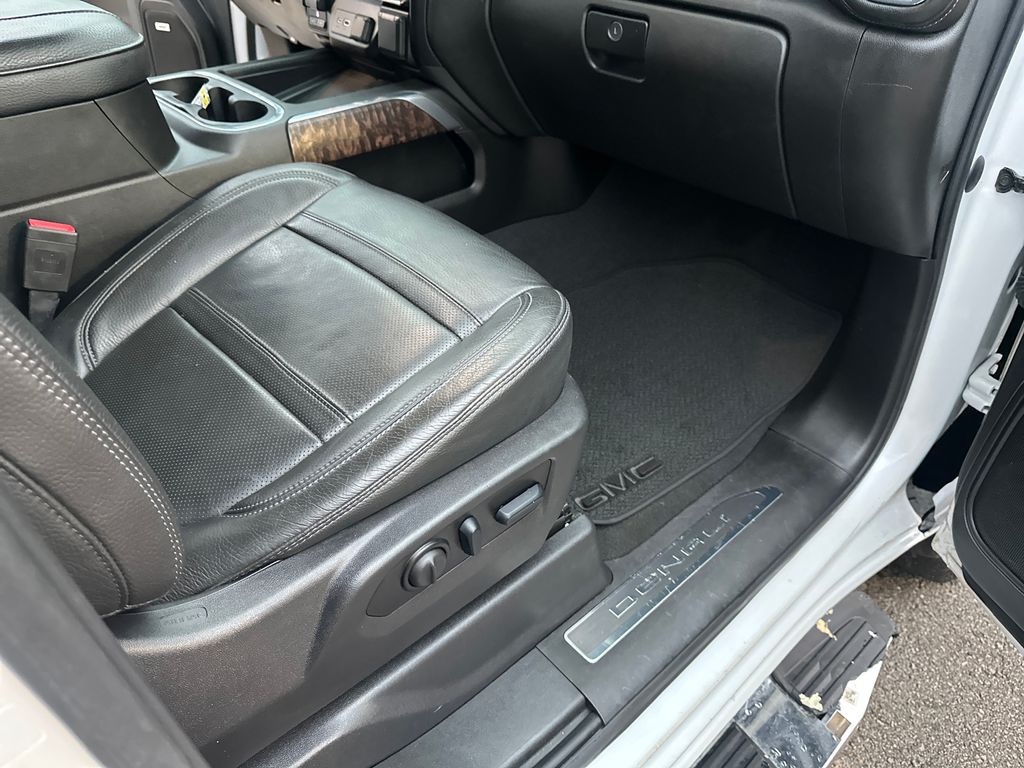 Used Car 2023 Gmc Sierra 2500hd  Denali For Sale Under $70,000 In Austin, Texas