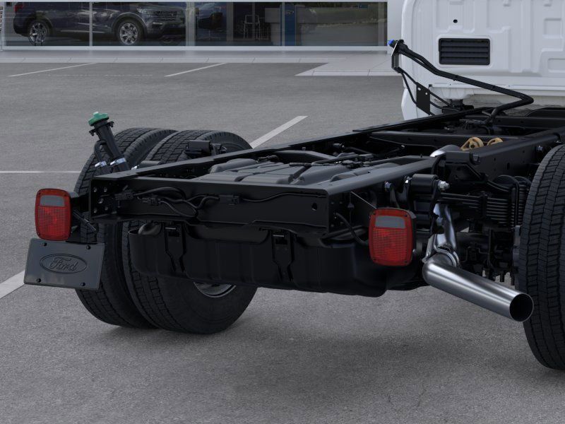 2026 Ford F-550 Chassis LARIAT