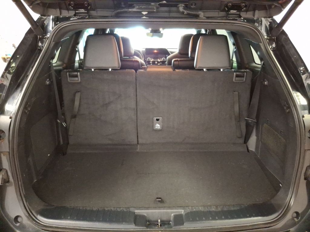 Used 2024 Toyota Highlander SUV
