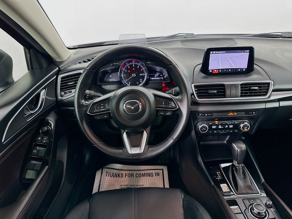 2018 Mazda Mazda3 i Grand Touring 23