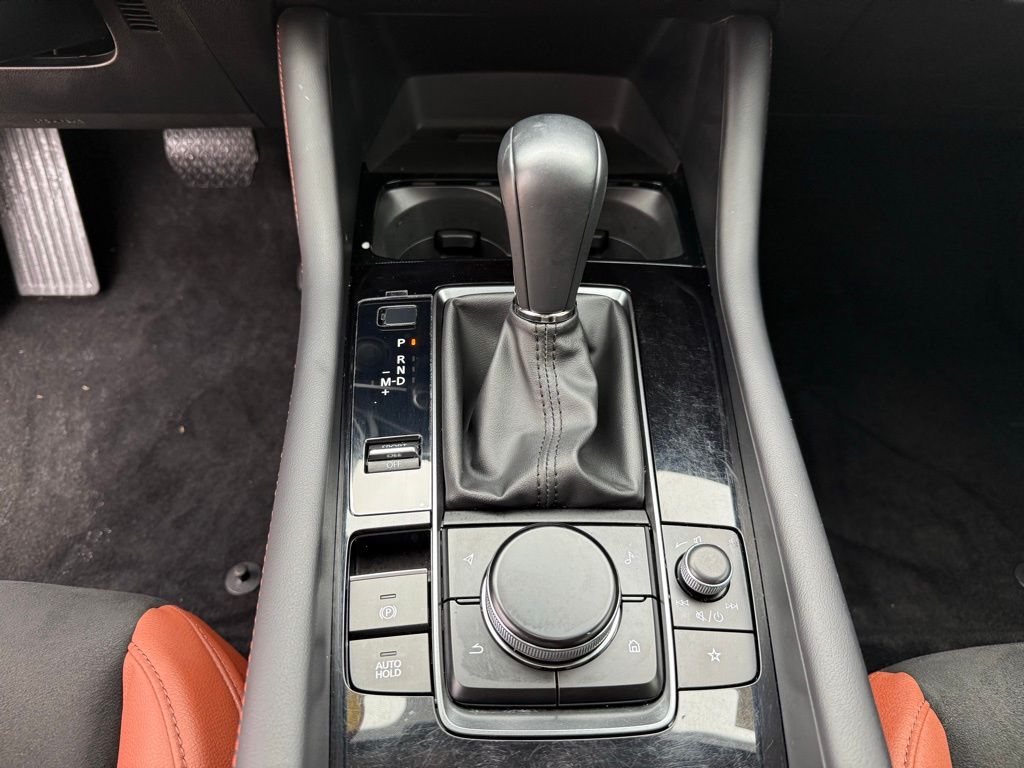 Thumbnail: 2025 Mazda Mazda3 - 19