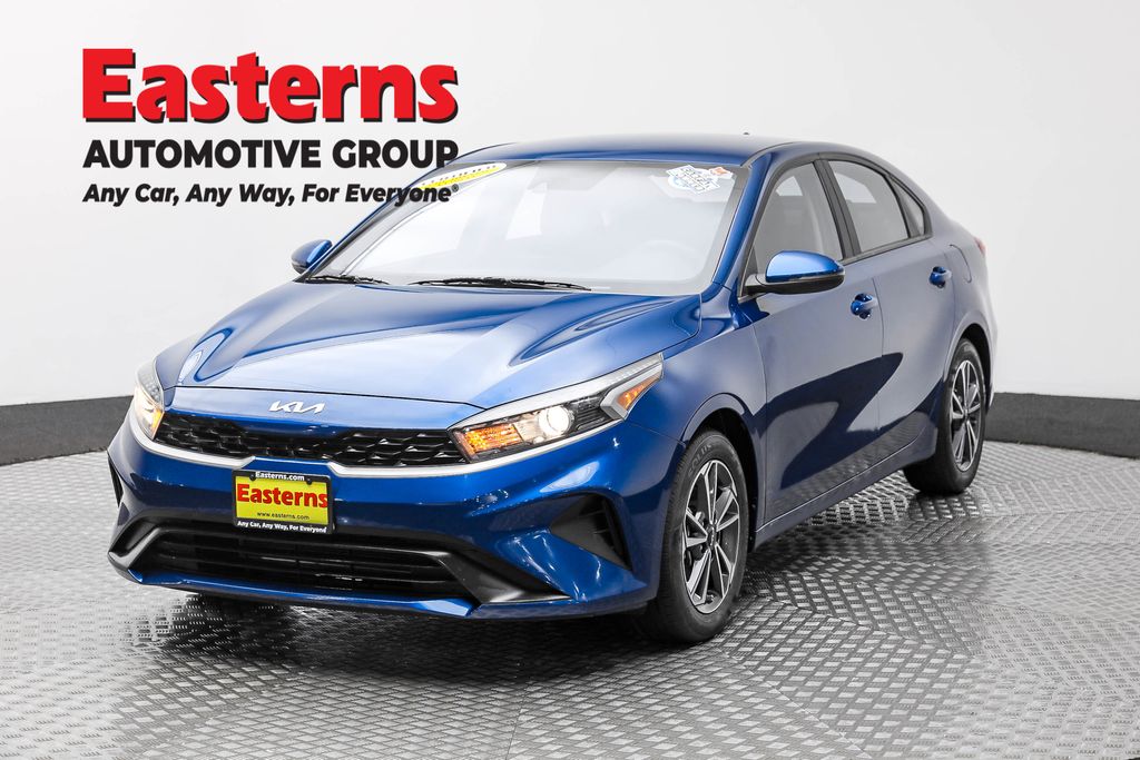 2022 Kia FORTE LXS's photo