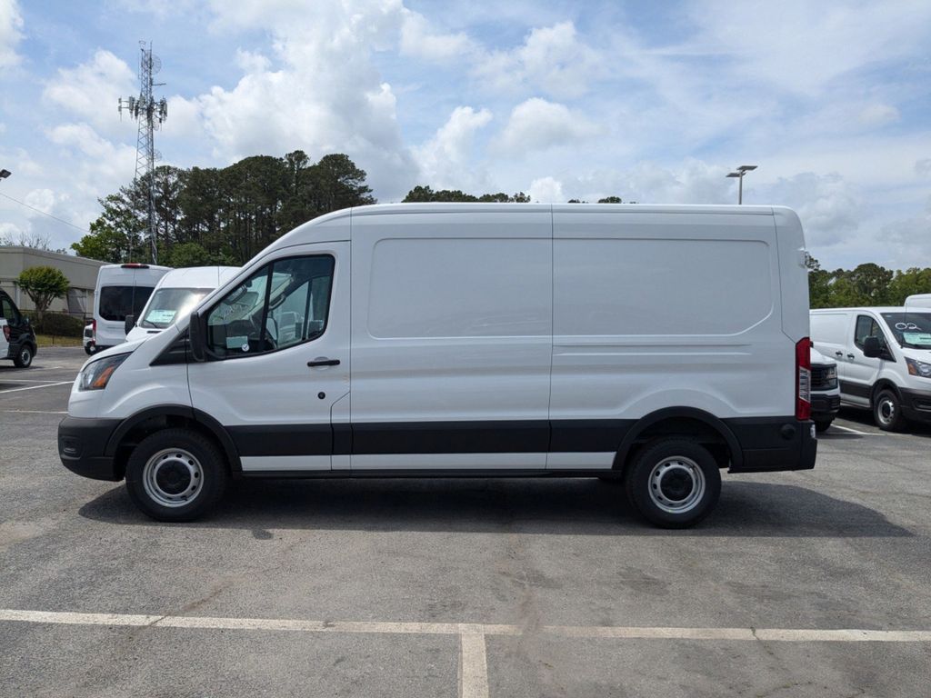 2025 Ford Transit 250