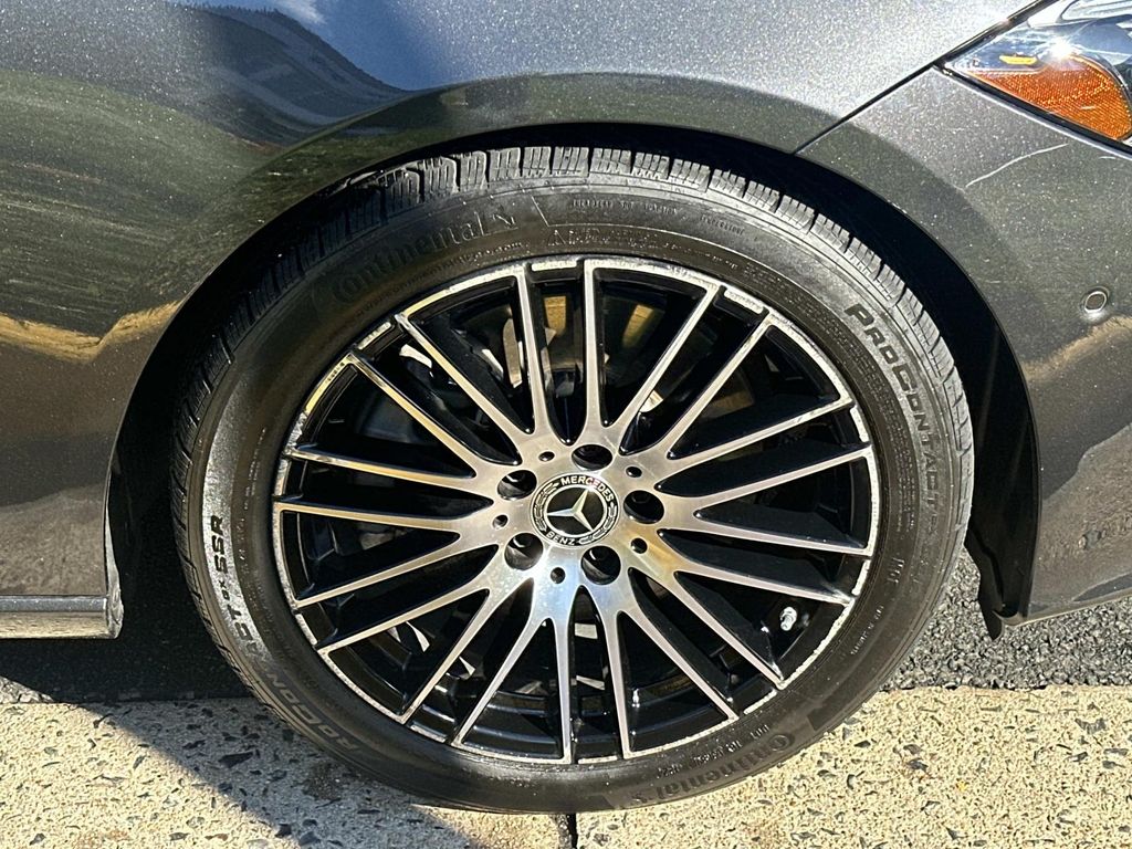 Thumbnail: 2025 Mercedes-Benz C-Class - 17