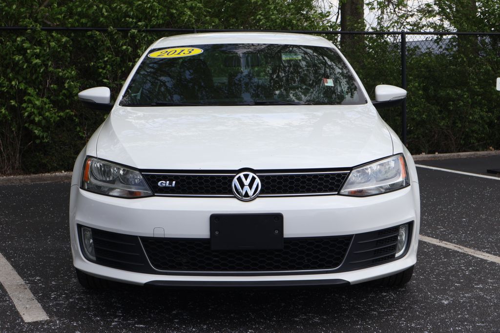 Thumbnail: 2013 Volkswagen Jetta - 2