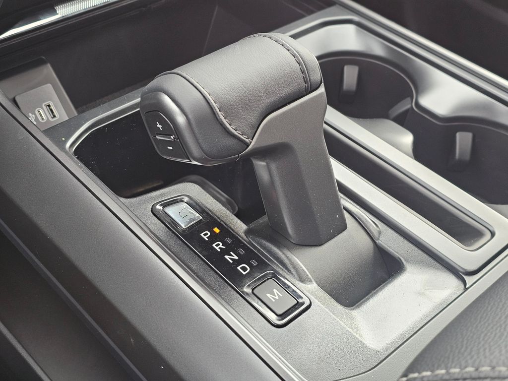 New 2026 White Ford Lariat image 33