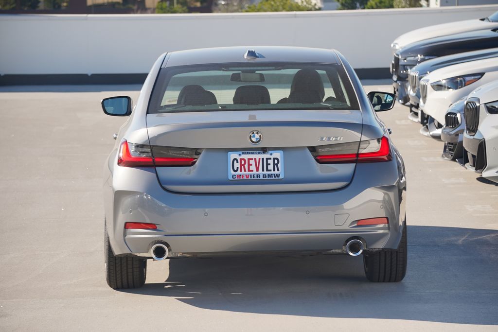 Thumbnail: 2026 BMW 3 Series - 6