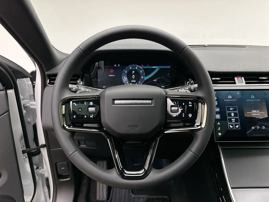 Thumbnail: 2026 Land Rover Range Rover Evoque - 22