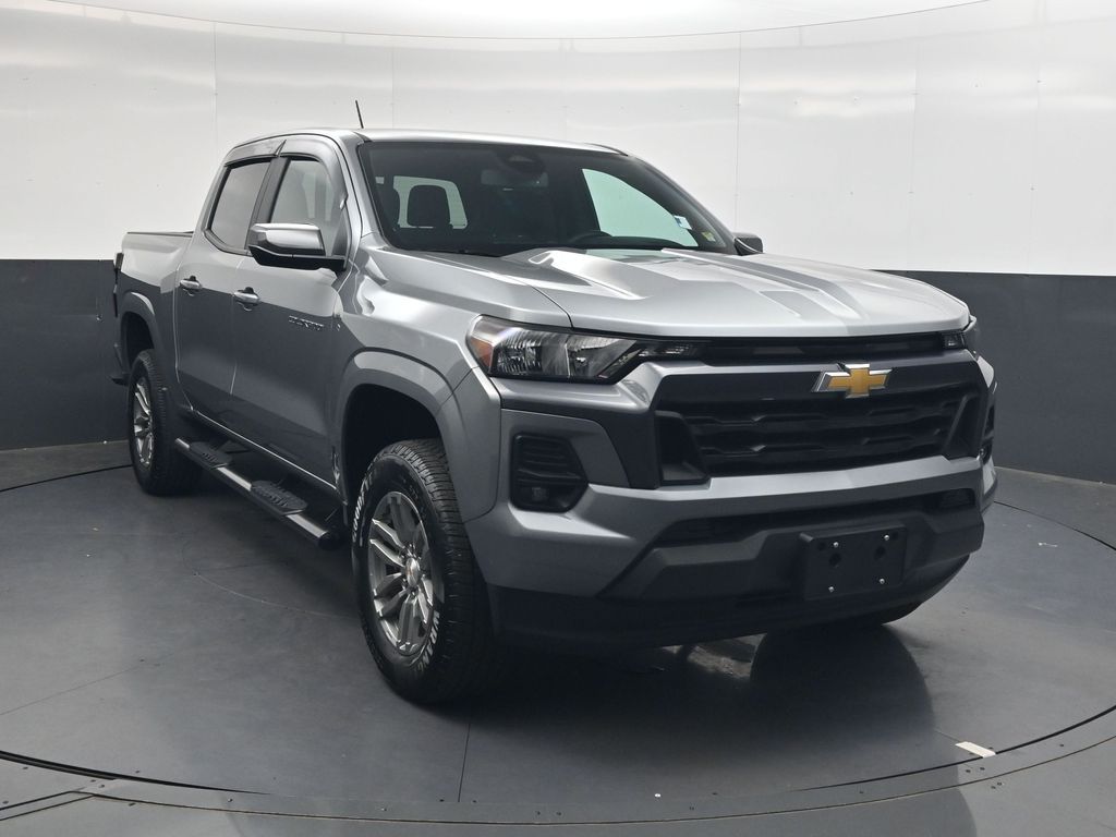 2024 Chevrolet Colorado LT