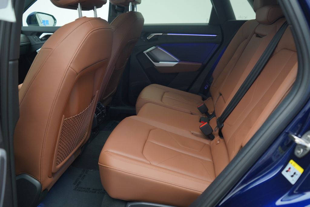 Thumbnail: 2025 Audi Q3 - 7