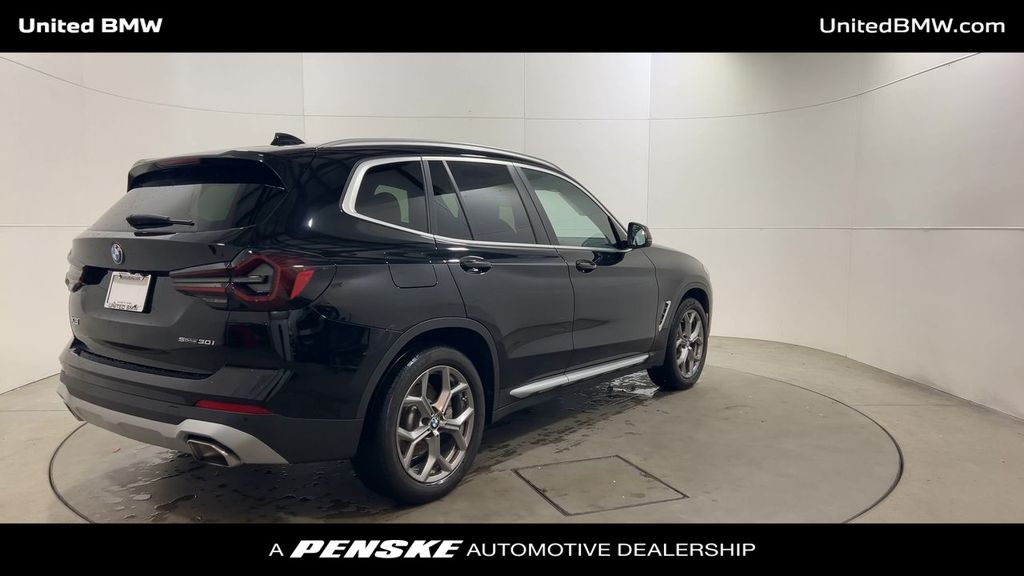 Thumbnail: 2024 BMW X3 - 8