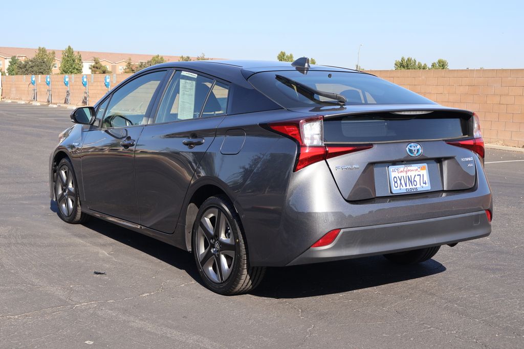 2022 Toyota Prius XLE 7