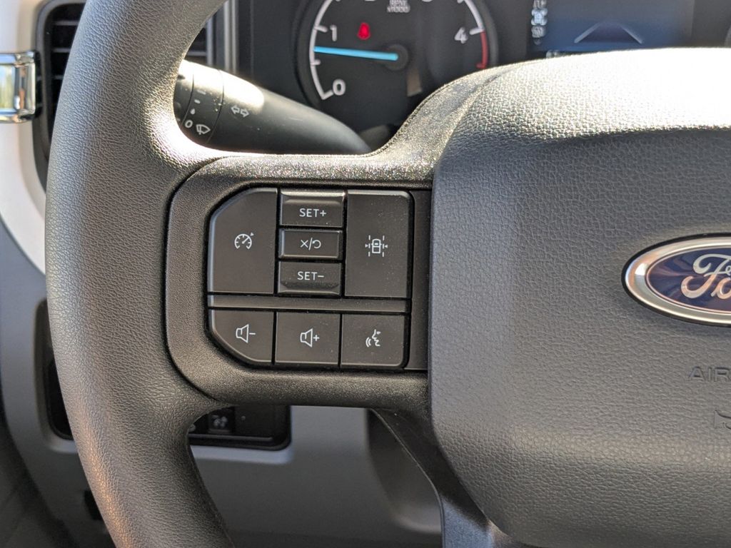 2025 Ford F-550 Chassis XL