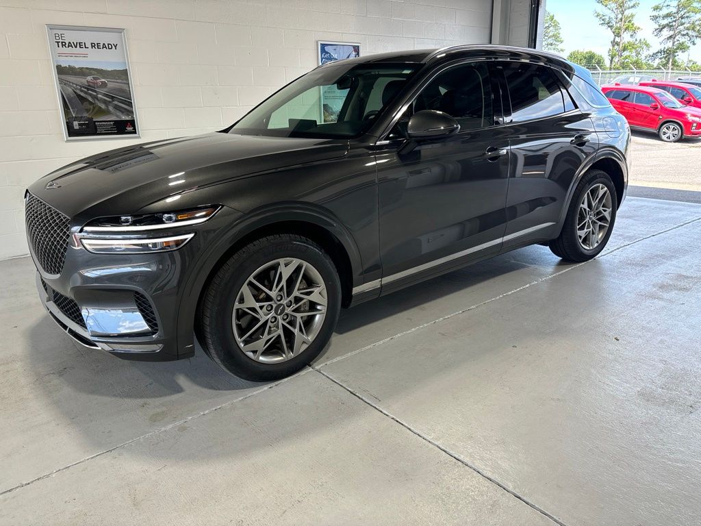 2025 Genesis GV70 2.5T Standard AWD's photo