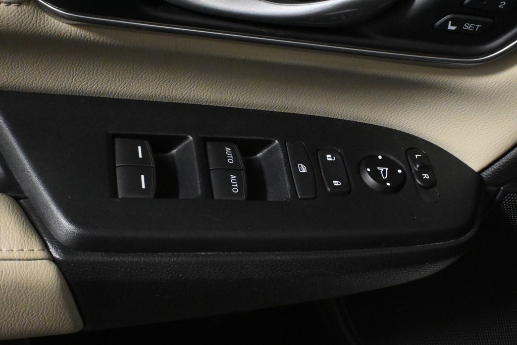 2020 Honda CR-V EX-L 31