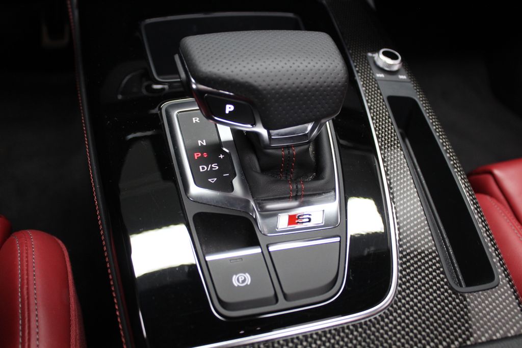 2024 Audi SQ5 Premium Plus 16