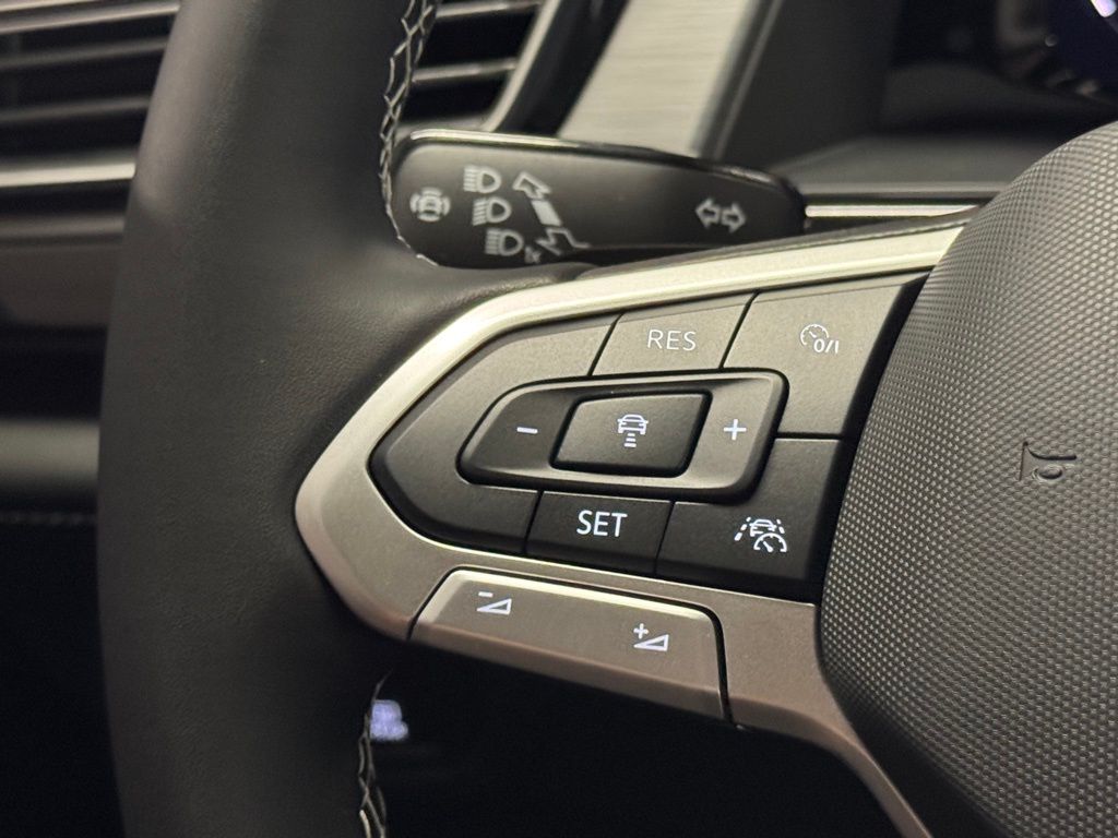 2026 Volkswagen Atlas Cross Sport SE w/Tech - Photo 26