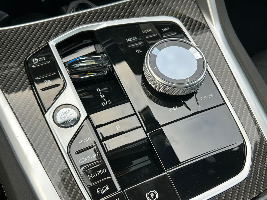 Thumbnail: 2027 BMW X6 - 28