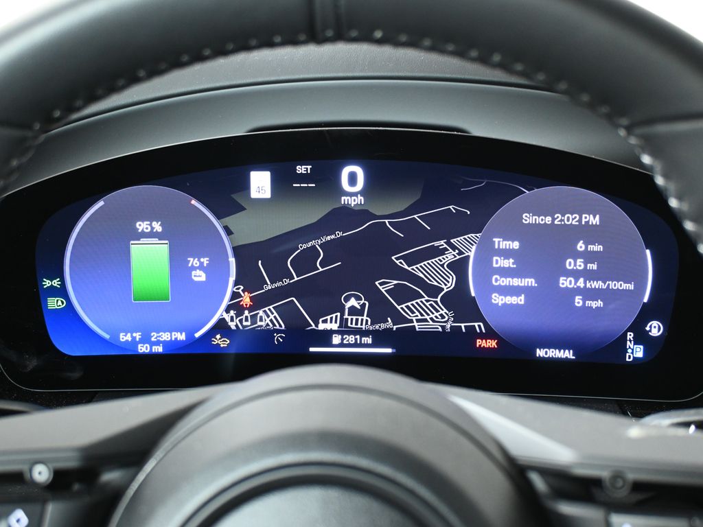 Thumbnail: 2024 Porsche Macan - 19