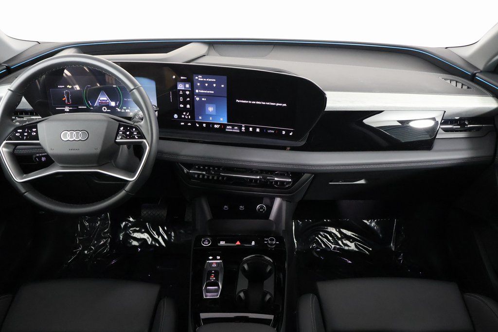 Thumbnail: 2025 Audi Q6 e-tron - 8