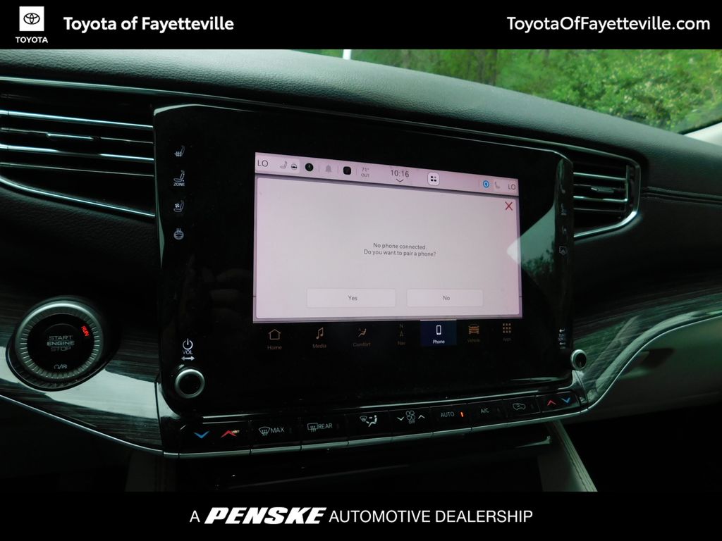 Thumbnail: 2022 Jeep Wagoneer - 9