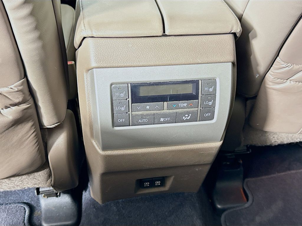 Thumbnail: 2020 Lexus GX - 26