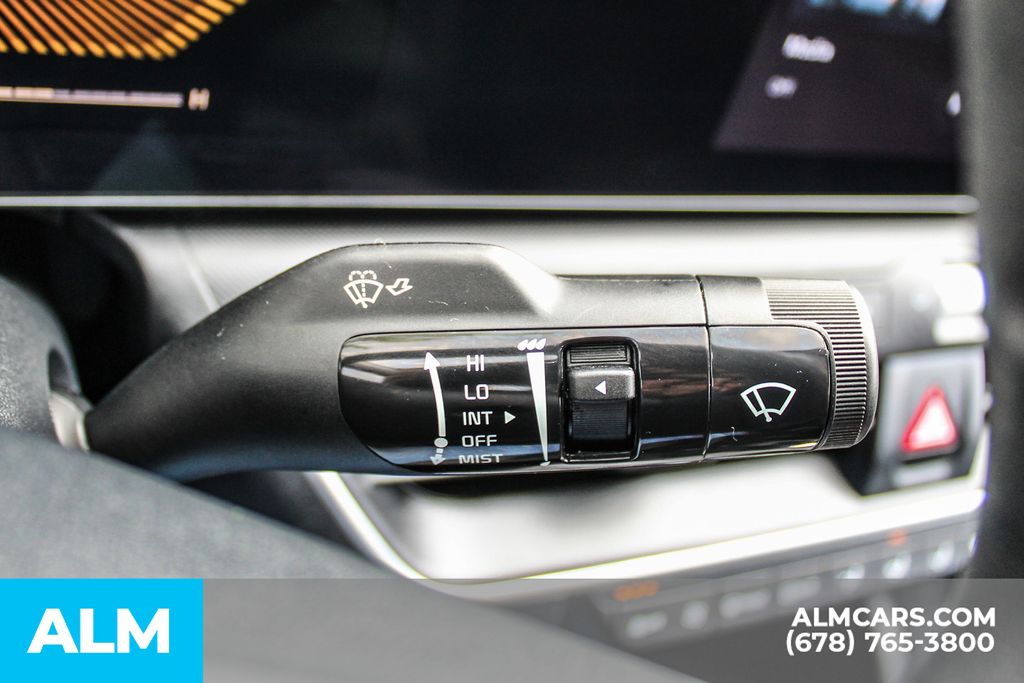Used 2025 Blue Kia LXS image 28