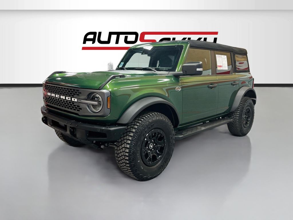 Used 2024 Green Metallic Ford Wildtrak image 3